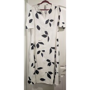 Womens Noracora A-Line Midi Dress, Leaf Print, Size L